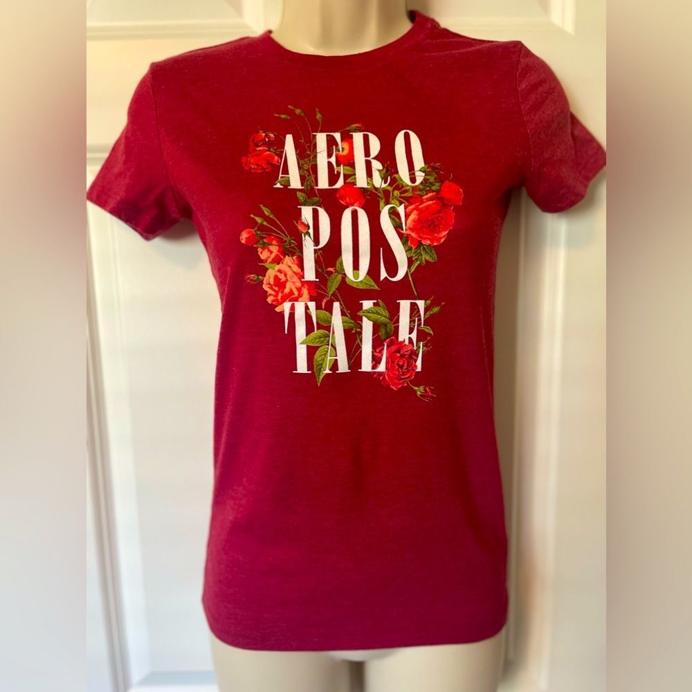 AEROPOSTALE Classic Crew Floral Appliqué Tee Size XS